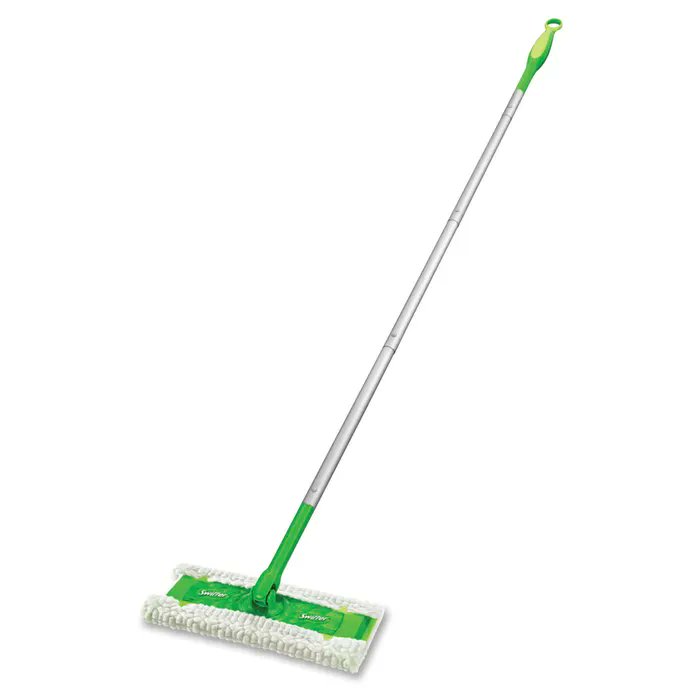 dotdidot14's tweet photo. I give you: The Swiffer🧹
旦那がS当たったのでクイックルス◯イパーのアメリカ版作ってみた。もちろん無断です。
#nooneaskedforthis
#DotHousing
#FF14ハウジング #FF14Housing #FF14 #FFXIV https://t.co/0qwCezUXt5