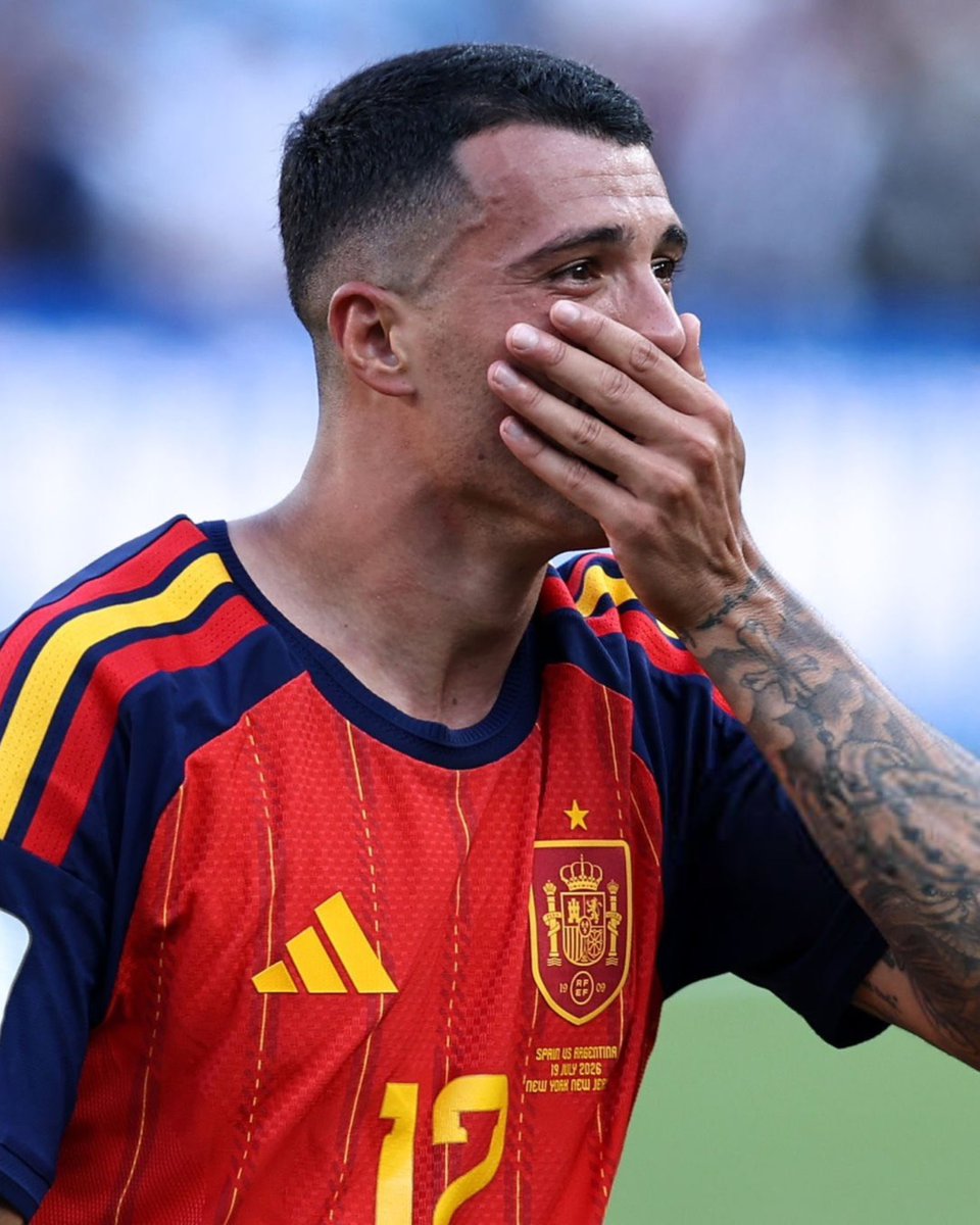 mohammedawaad's tweet photo. لم يكن بيدرو بورو لاعباً عادياً في رحلة إسبانيا نحو كأس العالم .. 

كان من أهم أركان المنظومة في الهجوم والدفاع ..

لاعب يستحق الكثير من المدح والانتباه .. https://t.co/6YK4bX0abx
