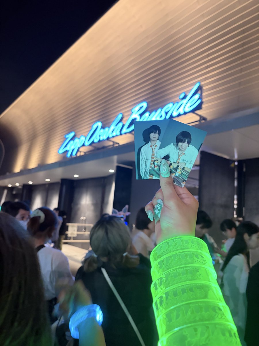 ss_yyOlq's tweet photo. ✩斉藤壮馬 Zepp Live Tour "Blue Adolescence"
📍 Zepp Osaka Bayside✩

めちゃくちゃセトリネ申でした😭💖オレらの夏キチャーーーー🤩大嫌いな夏が大好きになりました❣️😻夏ツさいくぅ〰️🤟🏻🎶⭐️残りも楽しも〜(＞▽＜)／

#ブルアド  #斉藤壮馬  #斉藤壮馬live https://t.co/NReRJdLlEP