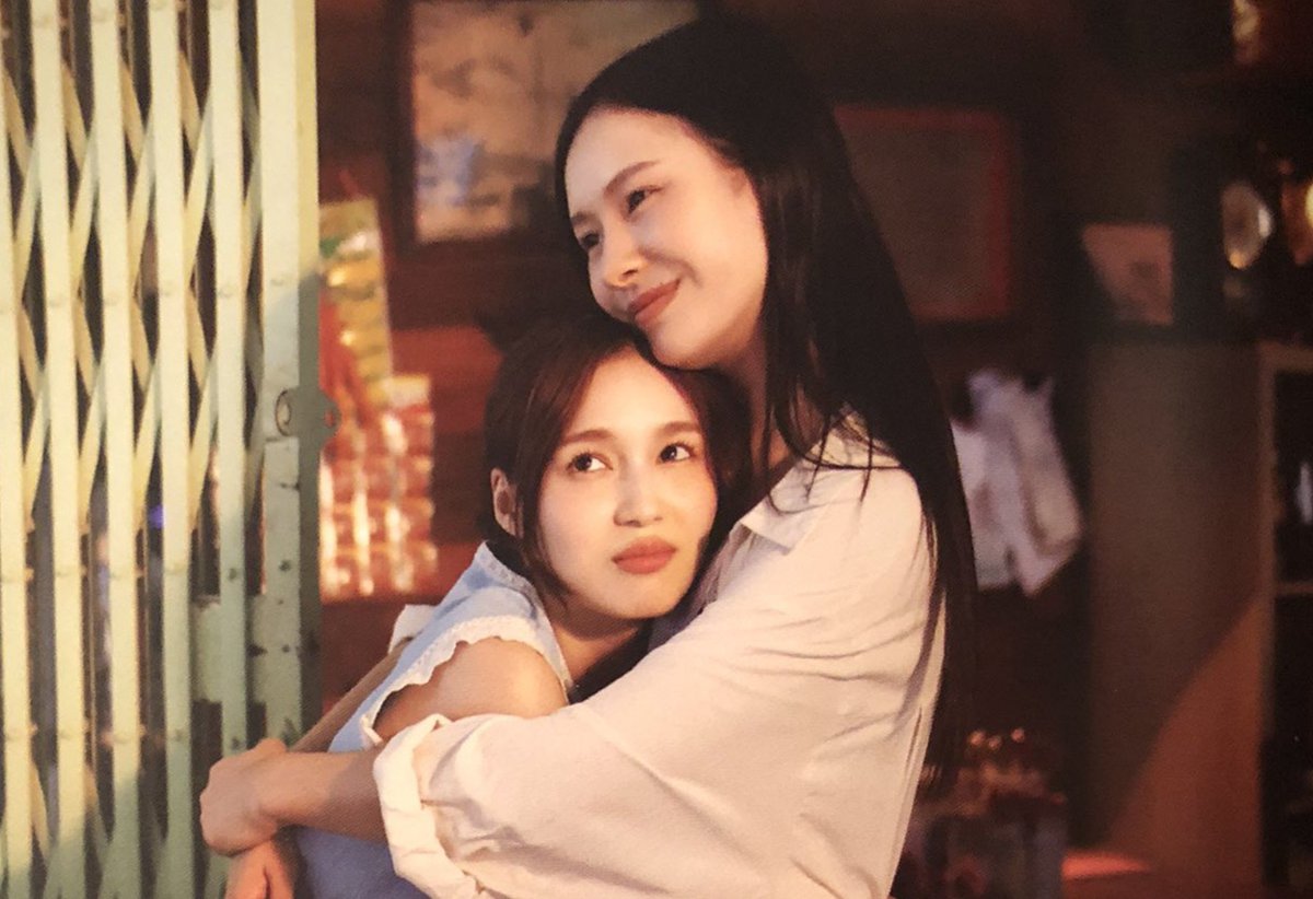 pansaholic's tweet photo. 💖: i plan things step by step and when they don’t go according to plan, pmilk doesn’t meet my stress with more stress. she’s the calm &amp; soft one, the one who gently reminds me that… life doesn’t have to be perfect all the time.. https://t.co/zjC0wv1GwG