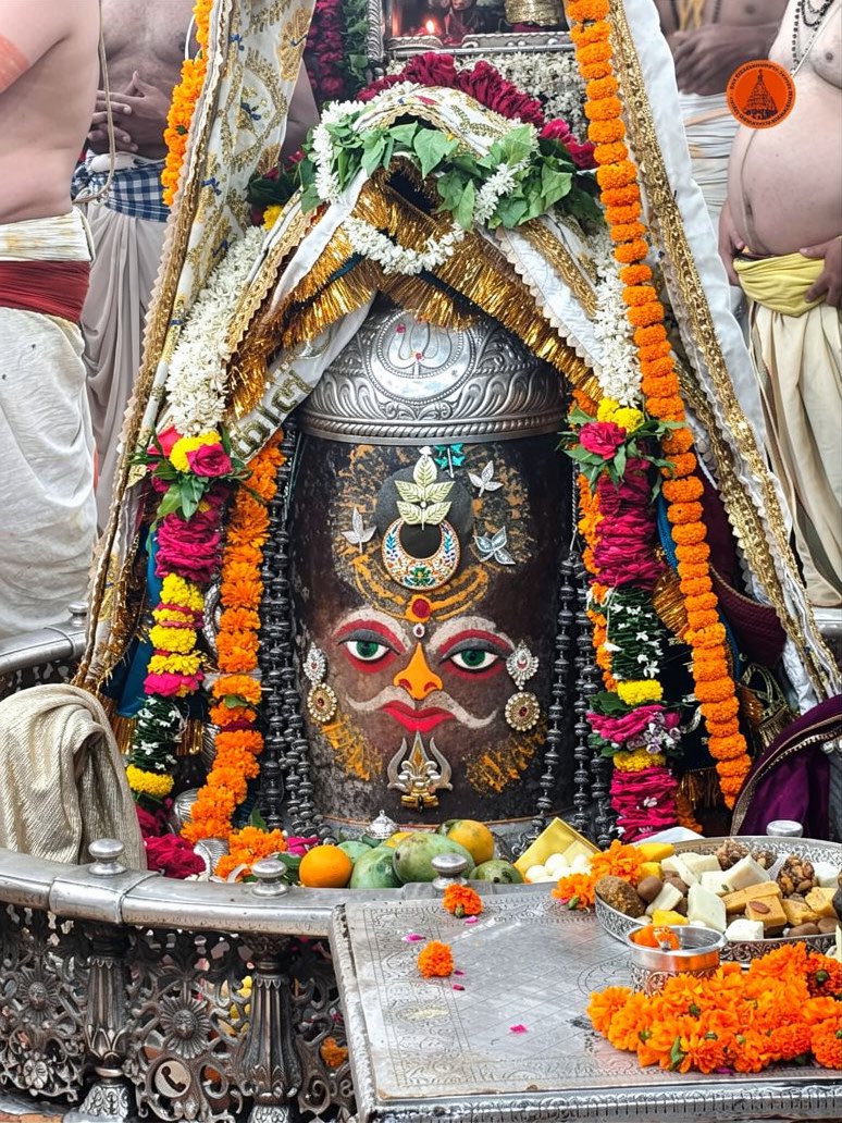 12Jyotirling's tweet photo. श्री महाकालेश्वर भस्म आरती दर्शन | 20.07.2026

Shri Mahakaleshwar Bhasma Aarti Darshan | 20.07.2026 https://t.co/W26keJB4T5