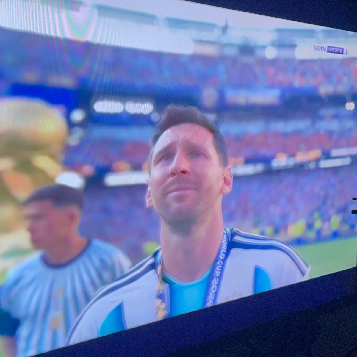 20dwli's tweet photo. نهاية كاس العالم اللي كنت تنتظرها 
دموع ميسي👅😭😭😭😭😭😭😭 https://t.co/8IBIorusN1