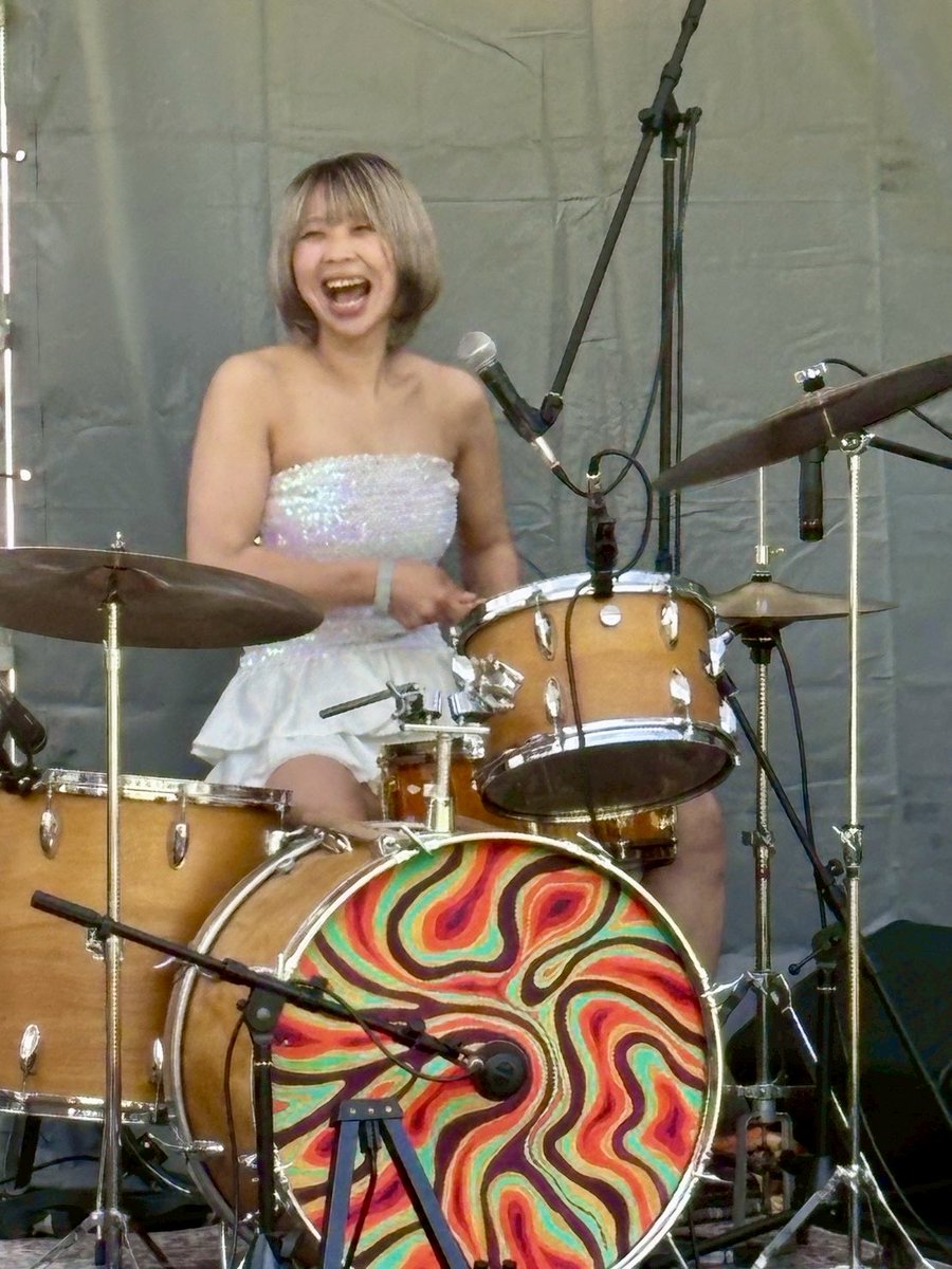 anttwatshi's tweet photo. CULT presents Higiri highland Fes

お越しくださった皆様
ご共演いただいた皆様
スタッフの皆様

本当にありがとうございました！
最後の打ち上げ花火もすごかった！

豪華出演陣、お客さんも楽しんでて
キッチンカーも美味しかった

お誘いいただき本当にありがとうございました！！！ https://t.co/9D3mvyWYVC