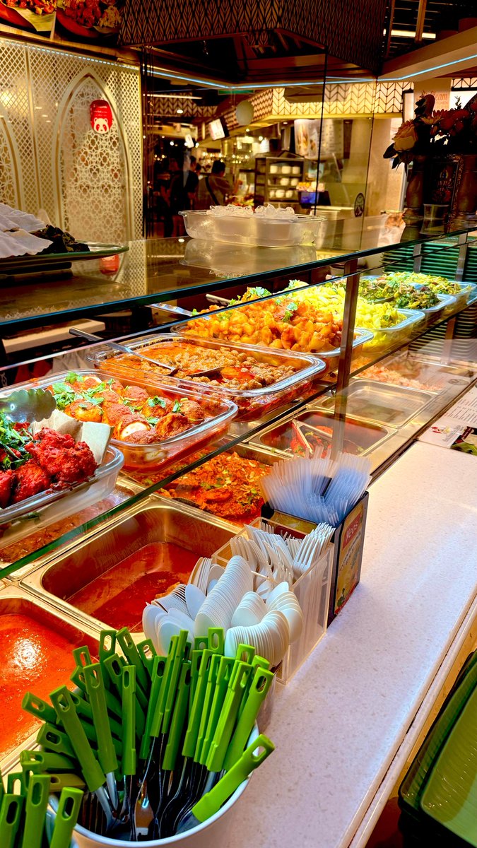 GomezCooks's tweet photo. The food is rich in #Singapore

#IndianFood #SingaporeTamil #Tamil https://t.co/xbMJ6sUkdR