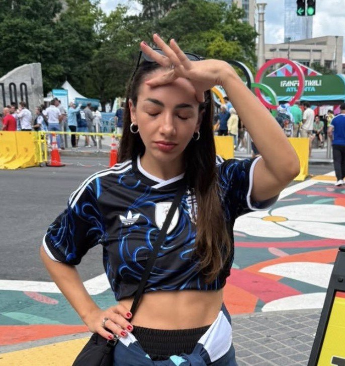 Trumperizar's tweet photo. Los Kukas se subieron al mundial a último momento y mufaron a la selección.

Siempre destruyen todo lo que tocan https://t.co/eizr1bcnP9