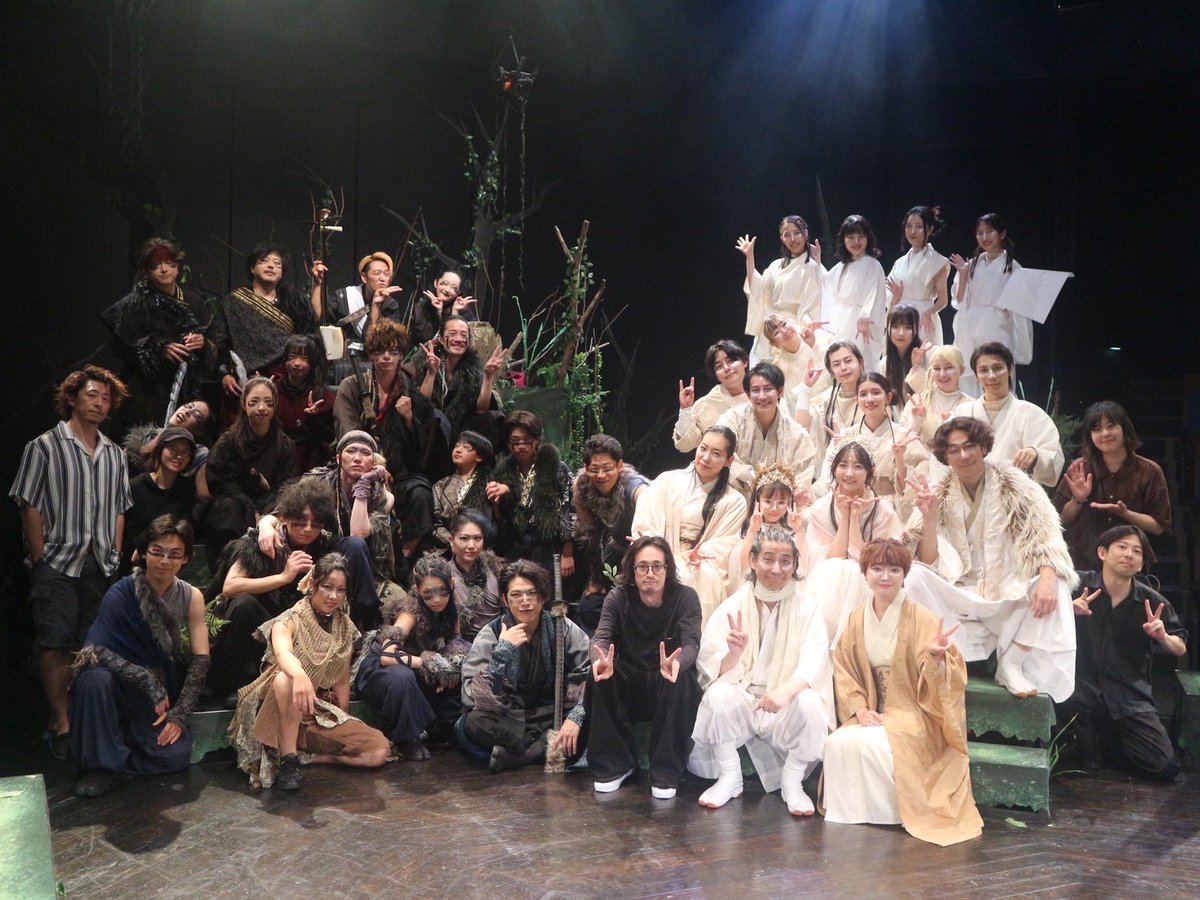 chian_a_i's tweet photo. ねえ今気づいたんだけどBチームの写真やん。
今日も頑張れBチーム！！！

Aチームお疲れ様でした⸜ 🩷 ⸝‍
 #コウの花嫁 https://t.co/fnf5uNbkHD