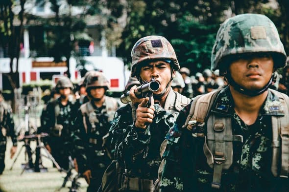 armypr_news's tweet photo. “กองทัพบก ฝึกให้พร้อม ต่อต้านทุกภัยคุกคาม ตรวจความพร้อมรบ เละเดินทางไกลประจำสัปดาห์”
ผู้บังคับกองพันทหารราบที่ 3 กรมทหารราบที่ 6 ได้ดำเนินการตรวจสภาพความพร้อมรบ และเดินทางไกล ประจำสัปดาห์ เพื่อเป็นการพัฒนาขีดความสามารถของกำลังพล และเป็นการเสริมสร้างสมรรถภาพร่างกาย ให้กำลังพลมีความแข็งแรง เพื่อเป็นการเตรียมความพร้อม ในการปฏิบัติภารกิจ ตลอดจนเป็นการเตรียมความพร้อม ด้านกำลังพล อาวุธยุทโธปกรณ์ ยานพาหนะ ระบบการส่งกำลังบำรุง และสิ่งอุปกรณ์ ให้พร้อมสามารถตอบสนองได้อย่างมีประสิทธิภาพ รวดเร็ว ทันต่อสถานการณ์
#ศูนย์ประชาสัมพันธ์กองทัพบก