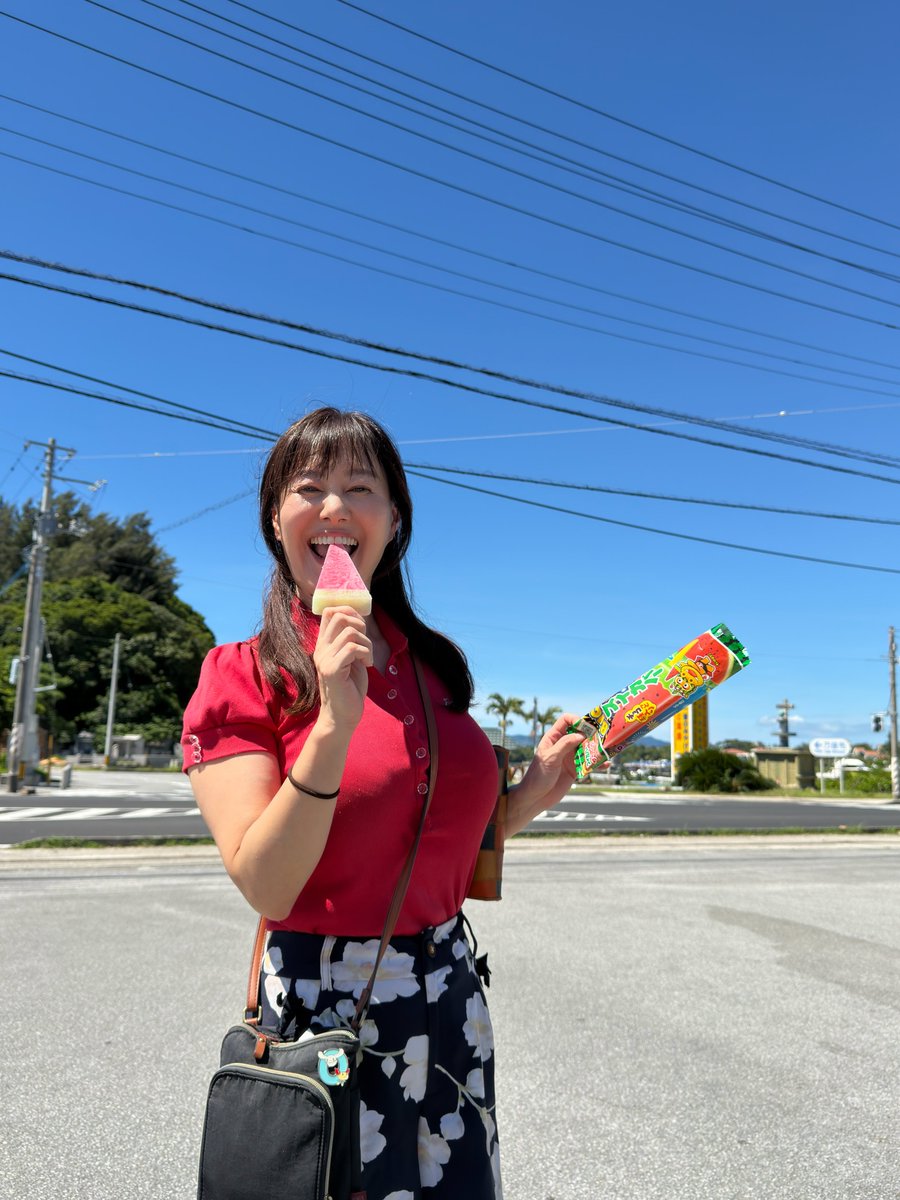 happyhappytomo1's tweet photo. おそよう🤗🌸
スイカバーーーーーー❤️❤️❤️
竹中なつやすみーーーーー❤️❤️❤️❤️
今日の華華天国はめーゆーと楽しんでね❤️❤️❤️❤️ https://t.co/AtogV8nd5b