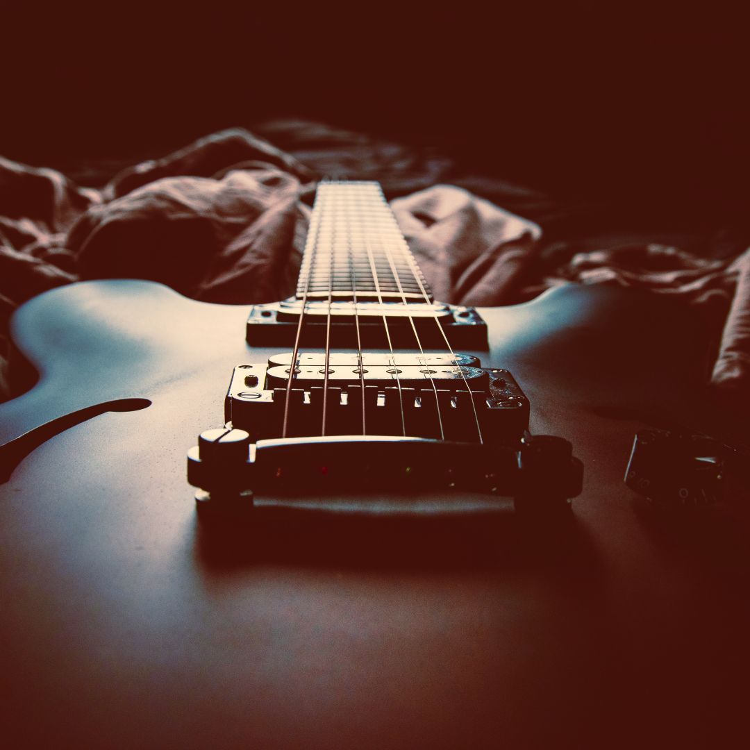 karanpmusic's tweet photo. Writing turns small thoughts into something people can feel.
A simple line, when honest, can stay in someone’s mind for a long time.

#WritingBlog #CreativeWriting #WordCraft #WriteDaily #Storytelling https://t.co/YqKynLDDDf