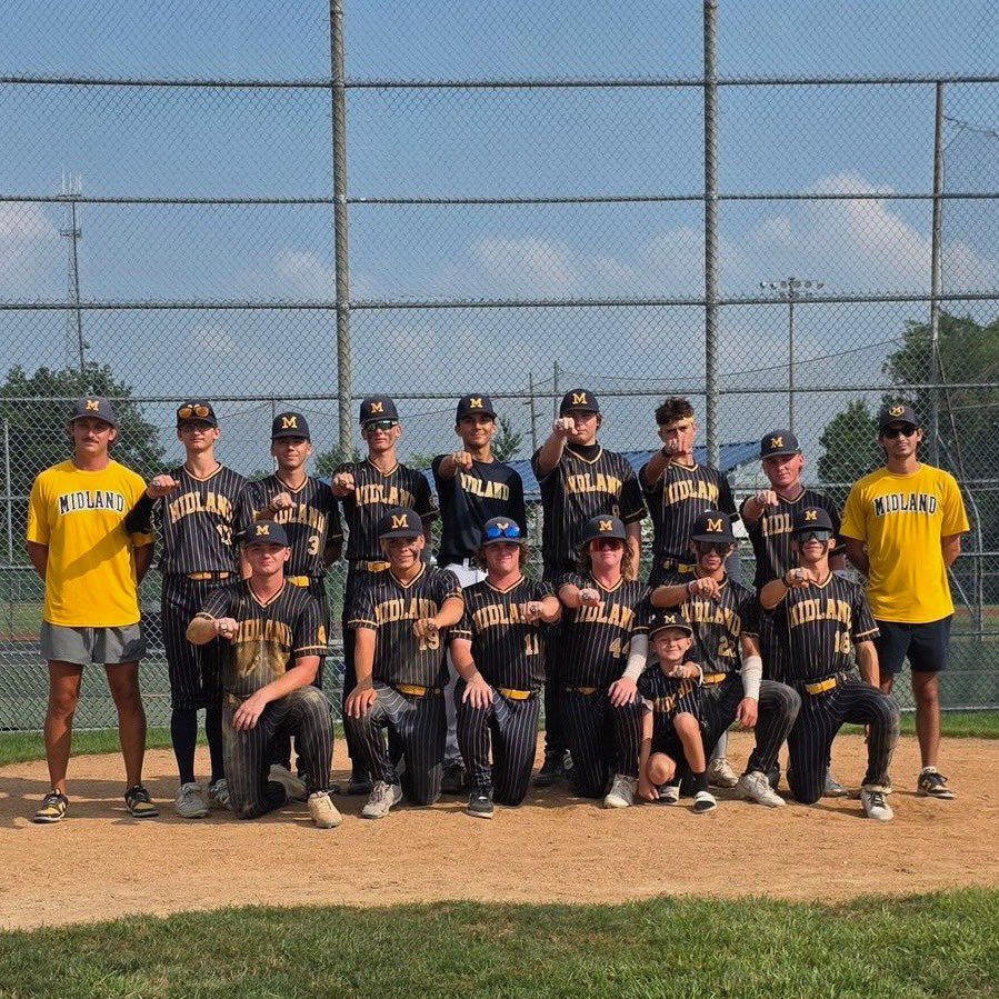 copleyna7's tweet photo. King’s Cincinnati Wood Bat Tournament Champions @midlandduperier 

Pitched in the semifinal against Diamond Elite. 6-1 Victory

6.1 IP | 4 H | 1 R | 1 ER | 3 BB | 5 K
60 S% | 66 FPS% | .167 BAA https://t.co/pnEvbPE4RG