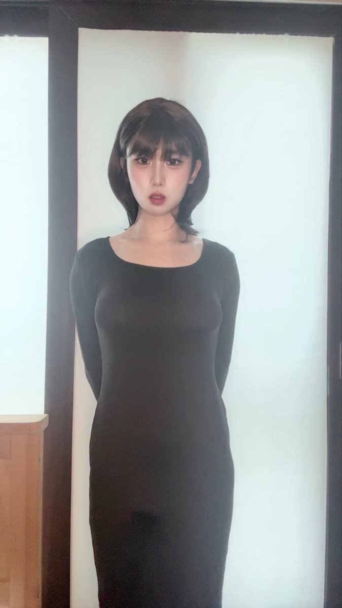 _jiyeon02's tweet photo. 미시룩
다이어트는 너무 힘드러..
#여장 https://t.co/UdKwAGrgLH