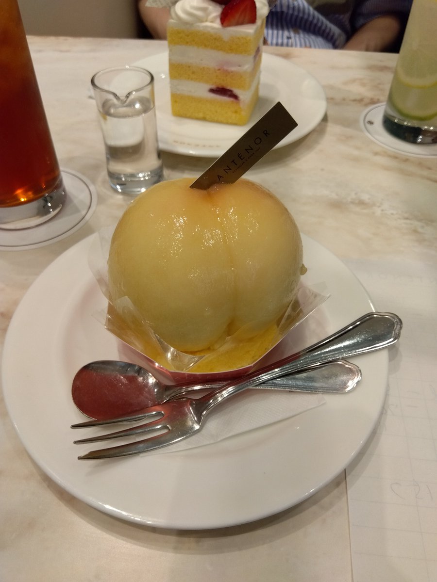 yukariic's tweet photo. 今週も餃子食べて。酢もつ食べて〜 https://t.co/AxWLrT3AxM
