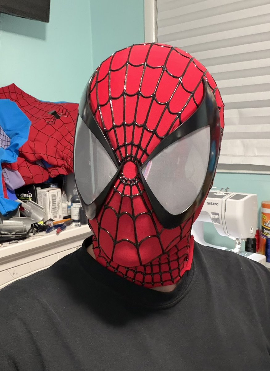 ParkerPeterPete's tweet photo. bagley mask https://t.co/FhJ4EPNaUM