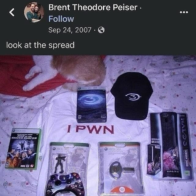 ShitpostRock's tweet photo. My personal favourite the mid-2000s gaming Facebook posts. They are the closest you get to pure joy captured in images https://t.co/BeZjyZCjYs