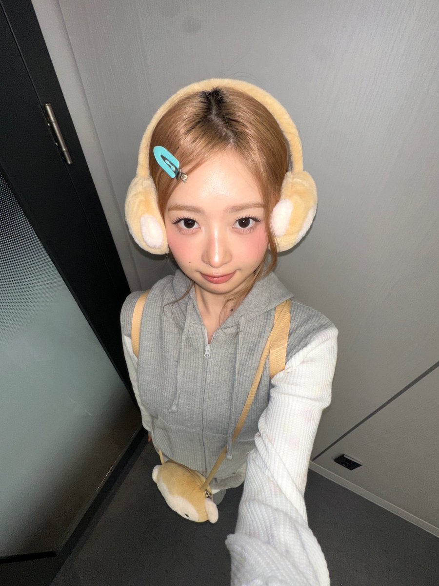 InRyenbows's tweet photo. HELLO EVERYONE! ⭐️ MY NAME IS RYEN &amp; I LOVE TAKING PERSONALITY QUIZZES. if we ever had a sleepover this is what we would be doing all night btw. qrt with ur results and something you’d want to do at our sleepover! :D #HTVINTRO https://t.co/vHu4uN2x5S