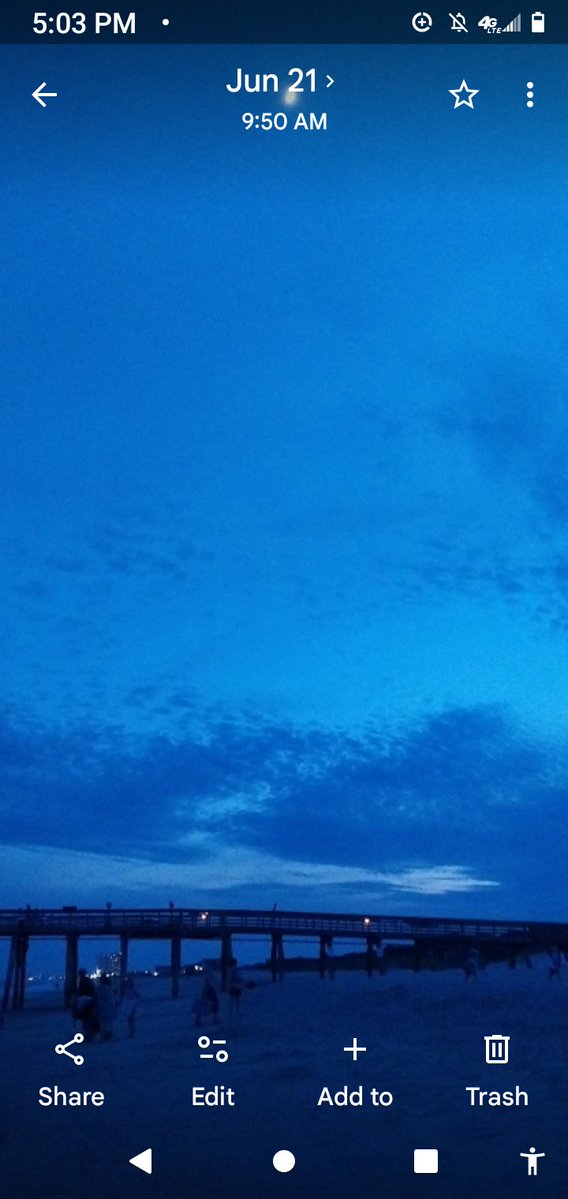 Debbie341862930's tweet photo. Nighttime pic of the pier in Myrtle Beach when I was there earlier this summer. Good night my friends https://t.co/SodSqJZ22B