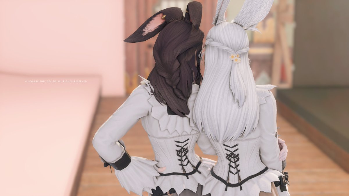 Emeren_ff14's tweet photo. おはよ〜☀️
久々にうさこちゃんで遊んだ😊
レベル5とかで何も買えないのでへそくり用のカンパニーチェストのお金からそれぞれ1万ギル握りしめて初めてのおつかいしてきた🥴
8000ギル余ったｴﾒさんに対して103ギルしか残らなかったﾊｯｻｸさんお買い物下手でした💁‍♀️
#FF14SS #おはうさ https://t.co/OHyUVJ39oD