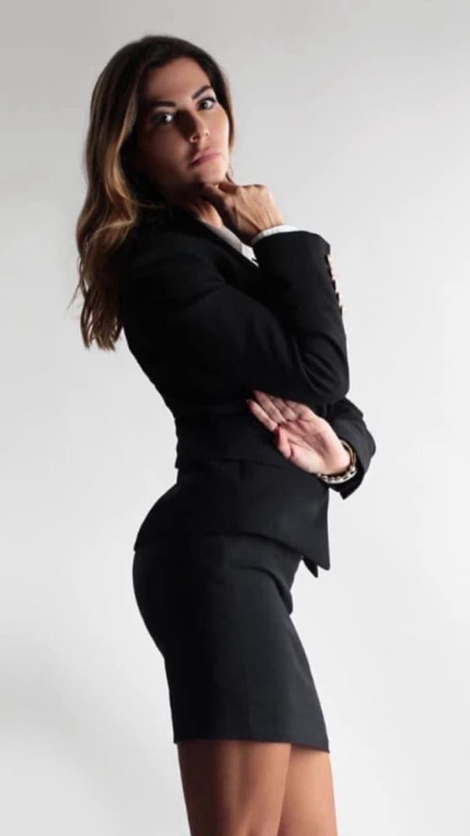 valentinapell_'s tweet photo. Quando ero bionda.. https://t.co/QYylxODa2c