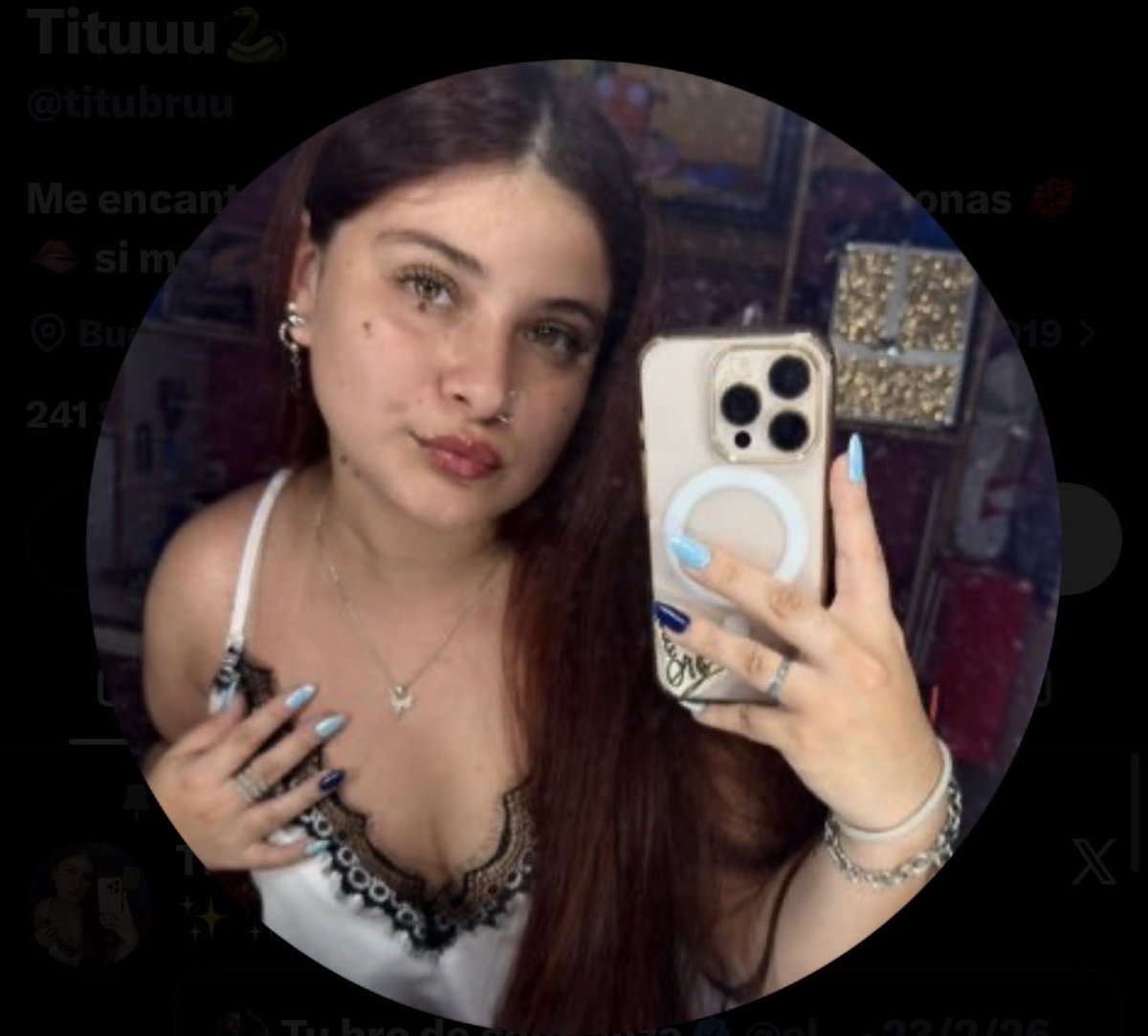 LolaMBecerra tweet media