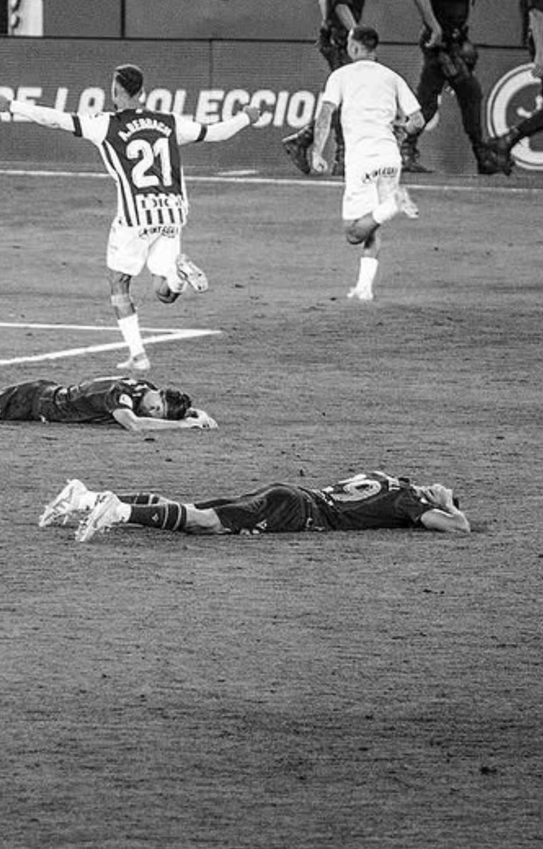 AlexandrePiris's tweet photo. Por aquella fatídica noche el fútbol te debía lo más grande. Vamos @MarcPubill27 💙♥️ https://t.co/lqxEUhNKvA
