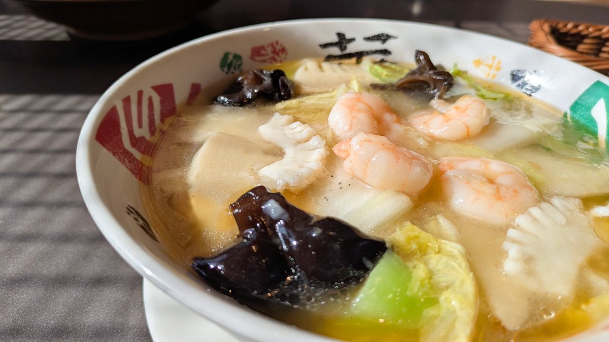 junsei1983's tweet photo. これを食べるために行ってる🦐🦑🍜 https://t.co/5UEkMuj3f9