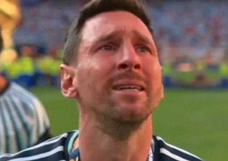 Otro_Edwin's tweet photo. El momento más duro para Messi hoy fue darse cuenta que no podría alzar la copa junto a Trump https://t.co/qD0pKtX5Si