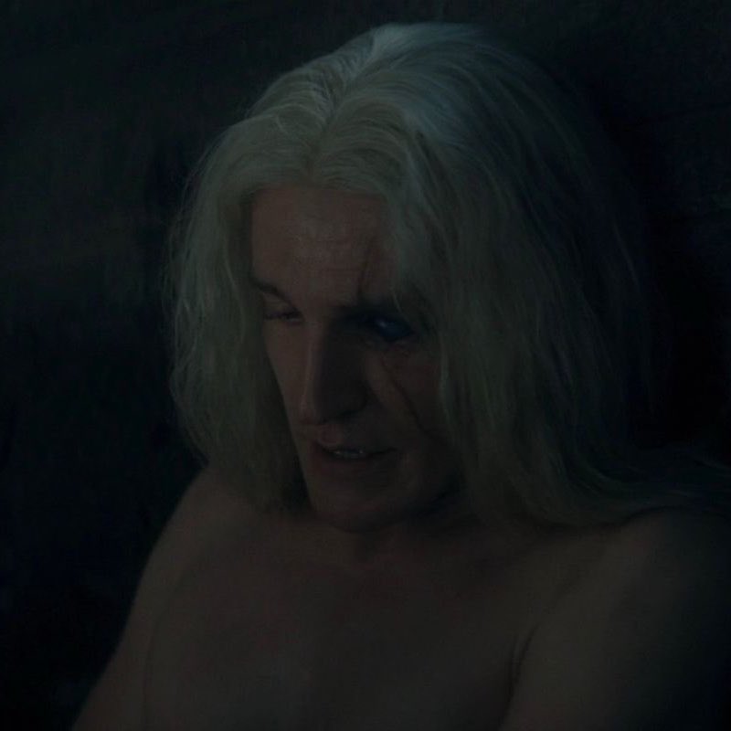 mrglynncarny's tweet photo. aemond saying alicent loved aegon more, and aegon saying she loved aemond more… oh, my broken siblings https://t.co/Mkl0L2SwMO