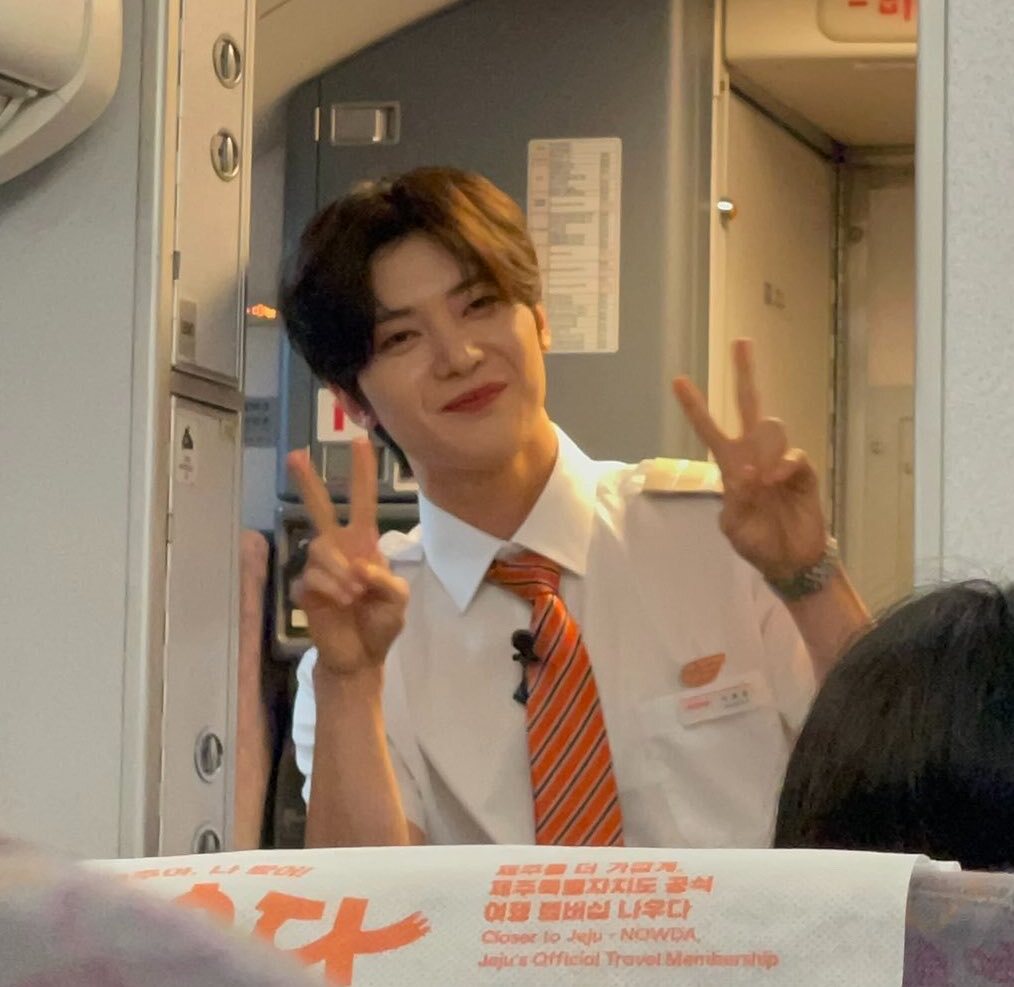 starfess's tweet photo. Update Schedule -star Member ZB1

- MATTHEW JADI PRAMUGARA JEJU AIR 🆕
- jadi kang cukur rambut🔥
- nukang🔥
- mancing ⬇️
- comeback ⬇️
- muncak ⬇️
- berkebun ⬇️

WKWKWK YG KALI INI SENDER PALING GA EKSPEK😭✋🏻 https://t.co/9OLR2600Cf