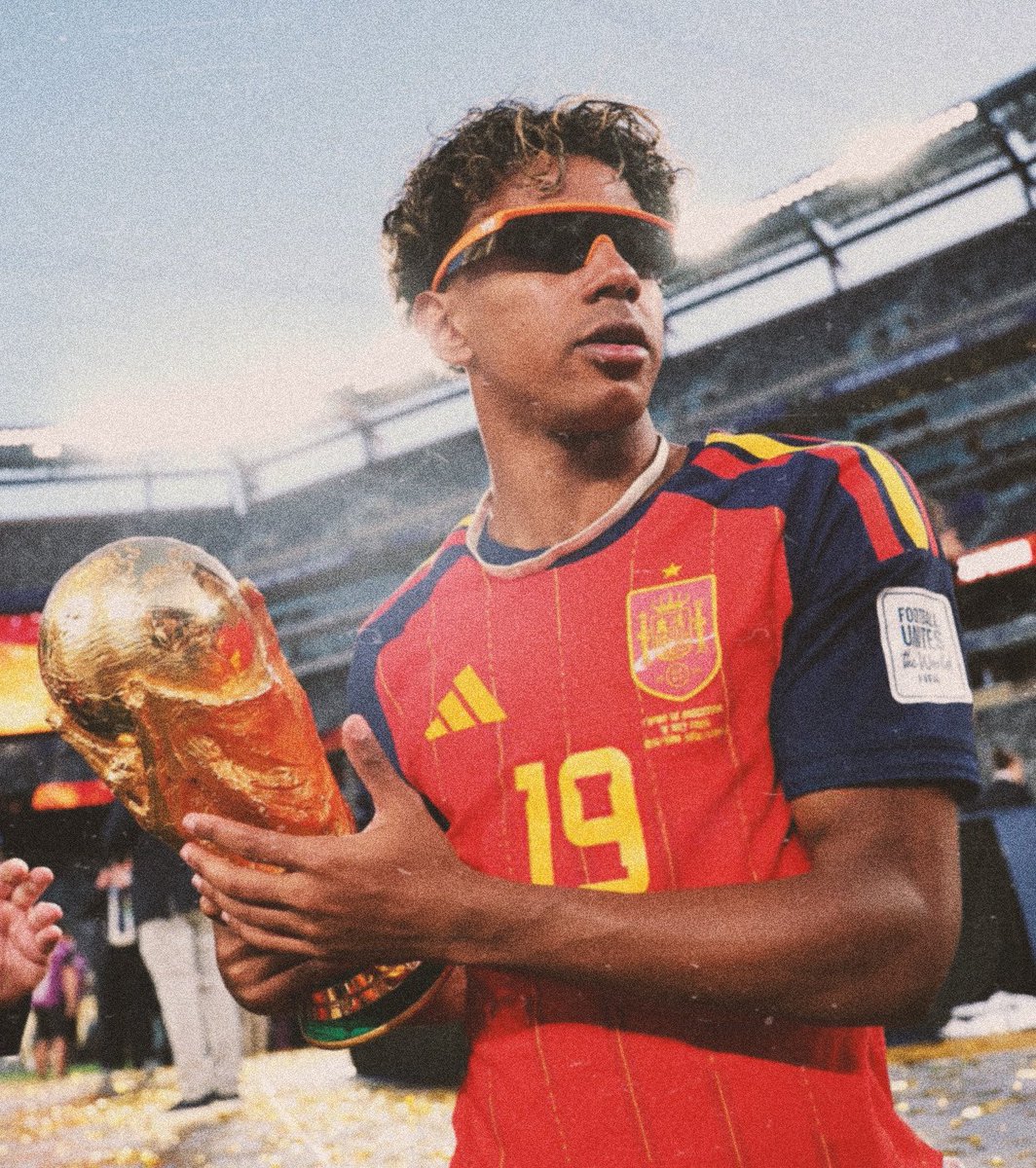 LastTiimeNow's tweet photo. Lamine Yamal 🥇💽
#FIFAWorldCu https://t.co/8VmUxe3VCt