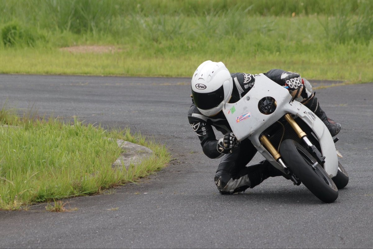 hrr_ape's tweet photo. 稲敷走ミニと初級枠朝イチ枠
お遊びです撮ってました📸

カメラ初めて触ったのでクオリティは低いです^_^
何枚か奇跡のショットあるかも

https://t.co/3RbMUNr9Jy

#稲敷走 https://t.co/wct6aHsQDH