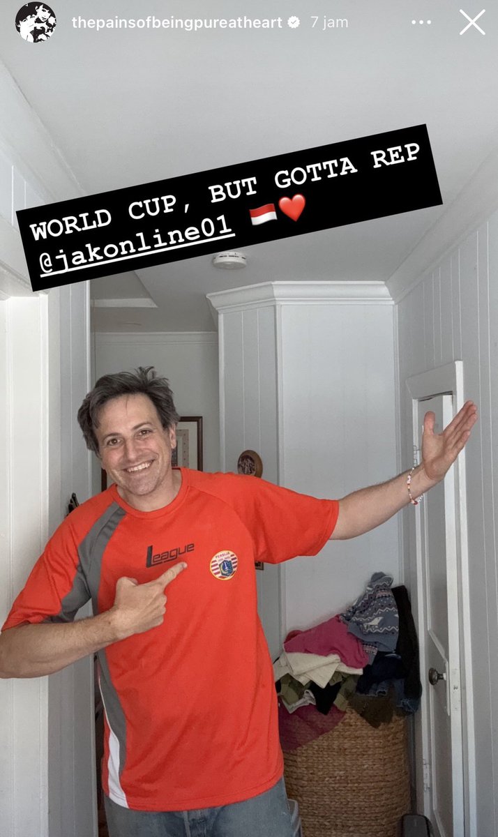 kolonigigs_'s tweet photo. Masih dipake aja itu jerseynya bang! 🥰🥰🥰 https://t.co/oqKs7uwCvT