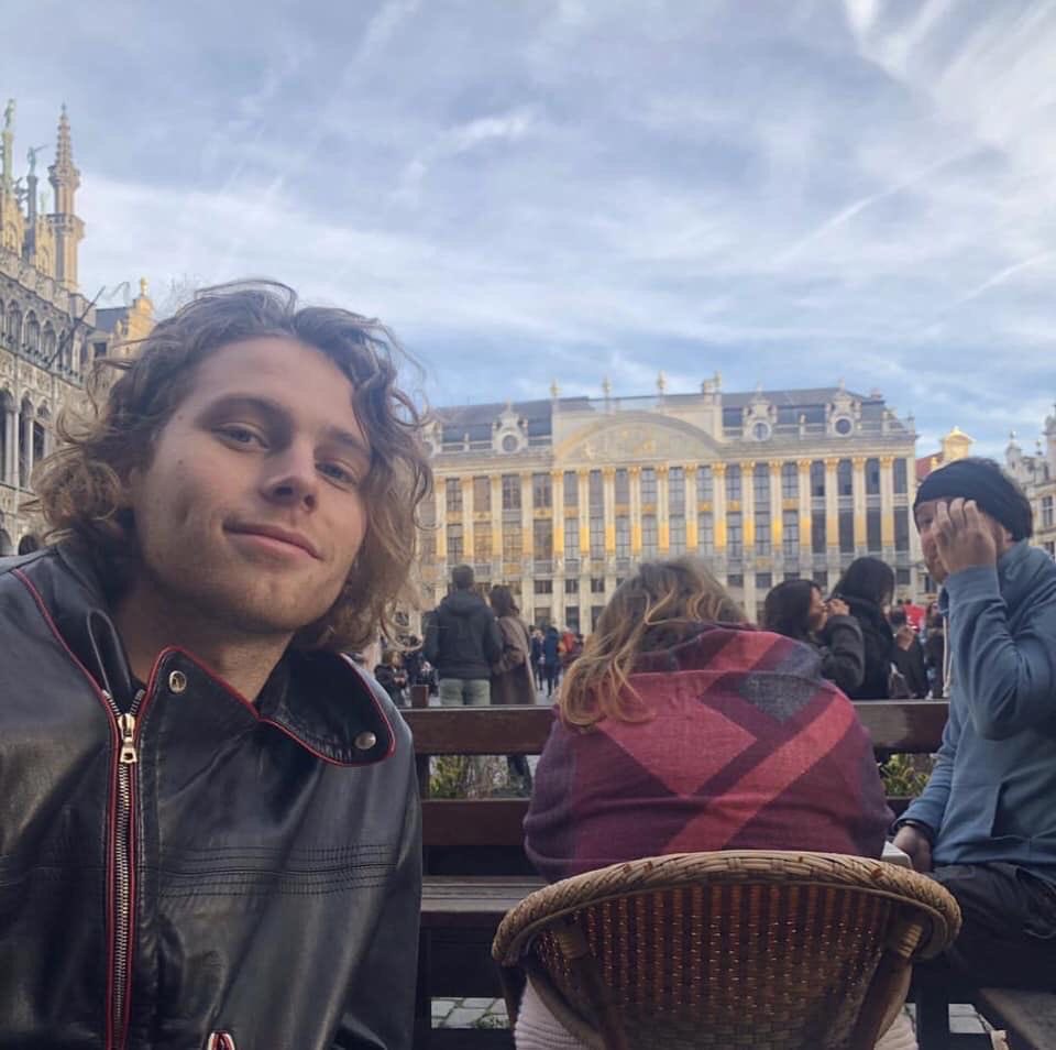 daily luke ★ tweet media
