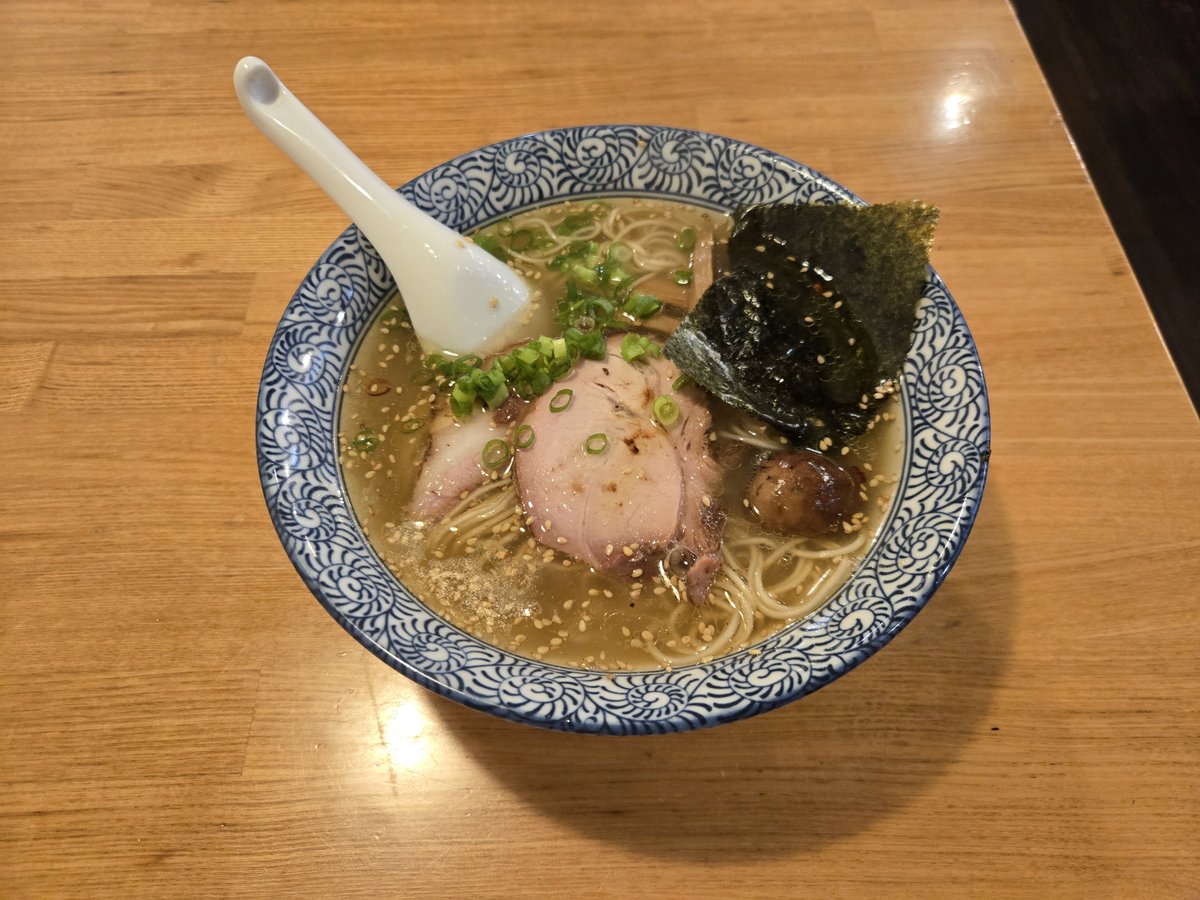 KWT14131's tweet photo. ラーメン森や https://t.co/WbG15SkLQC