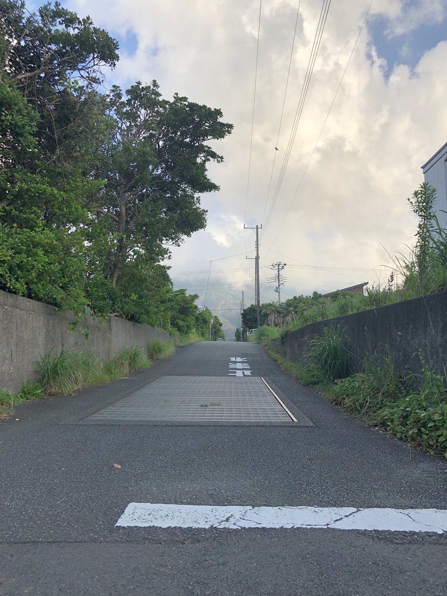after20ji_band's tweet photo. 🌟八丈島夏祭り🌟
島の皆様、夏祭り関係者の皆様、
本当にありがとうございました‼︎

島は素晴らしく美しくて、
島を愛してる地元の方々の想いを、
ひしひしと感じた3日間でした🫧🌊

この様な機会を頂けたこと、
本当に感謝しております🙏

改めて八丈島の皆様、
ありがとうございました❣️ https://t.co/S1go6FJldM