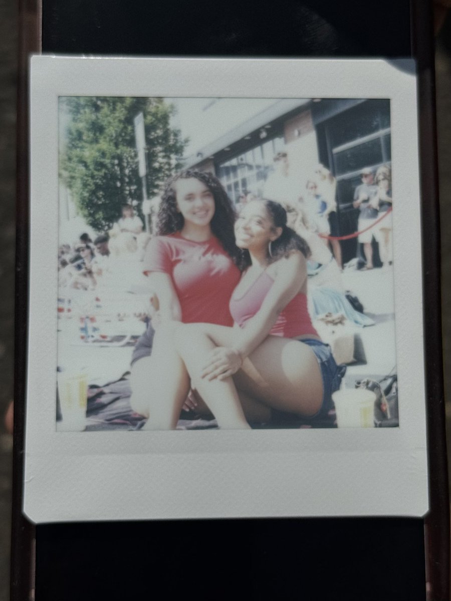 EyJVal's tweet photo. Out here during the World Cup #filmphotography #asburypark #binstax https://t.co/sB6cSILcYh