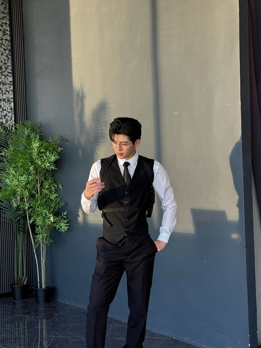 ppnaravit_home's tweet photo. สูทนี้เต็มสิบ เต็มร้อย เต็มพัน ไม่หัก

PPNARAVIT IG 6M

#ท่านปอนด์6ล้านฟอลไอจี https://t.co/h9FA17dSyX