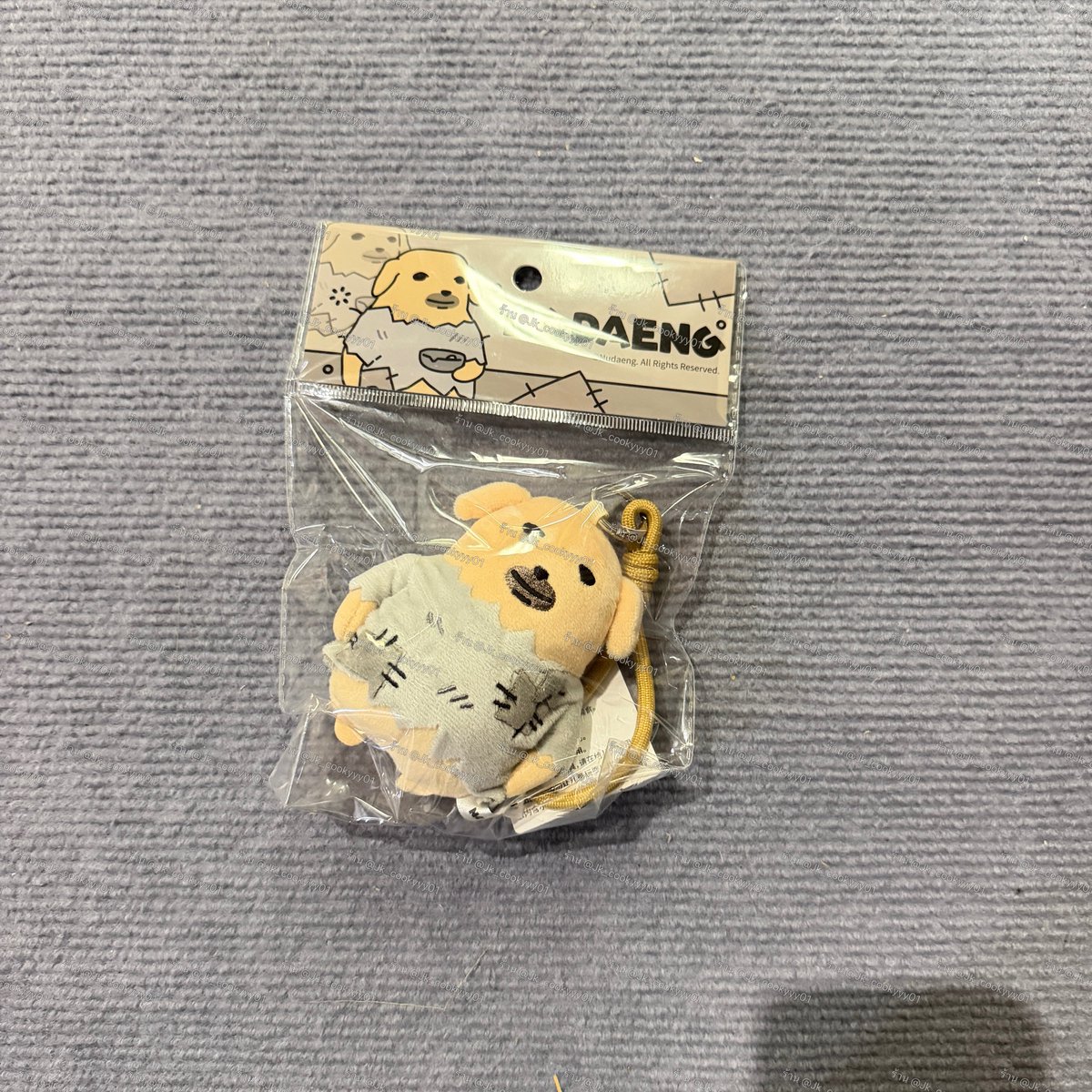 JkCookyyy01's tweet photo. @JK_cookyyy01 ♡ พร้อมส่ง พวงกุญแจ หมามอม nudaeng dog ♡
♡ nudaeng dog Keyring 
♡ 240
📮ems 40
🛒 order - line oa
#nudaeng #ตลาดนัดnudaeng #หมามอม https://t.co/WJMZXv1tSD