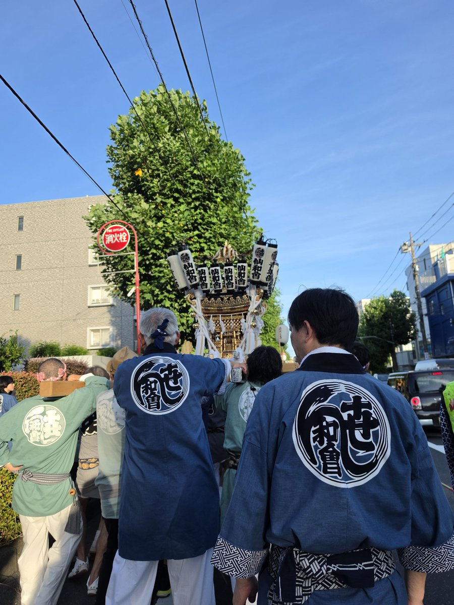 rococo_seikotsu's tweet photo. おはようございまーす
昨日は稲田堤のお祭りでした！
今日は肩がパンパンですががんばりまーす！
#稲田堤 #川崎 #ロココ #祭 https://t.co/syvzYB3tXz