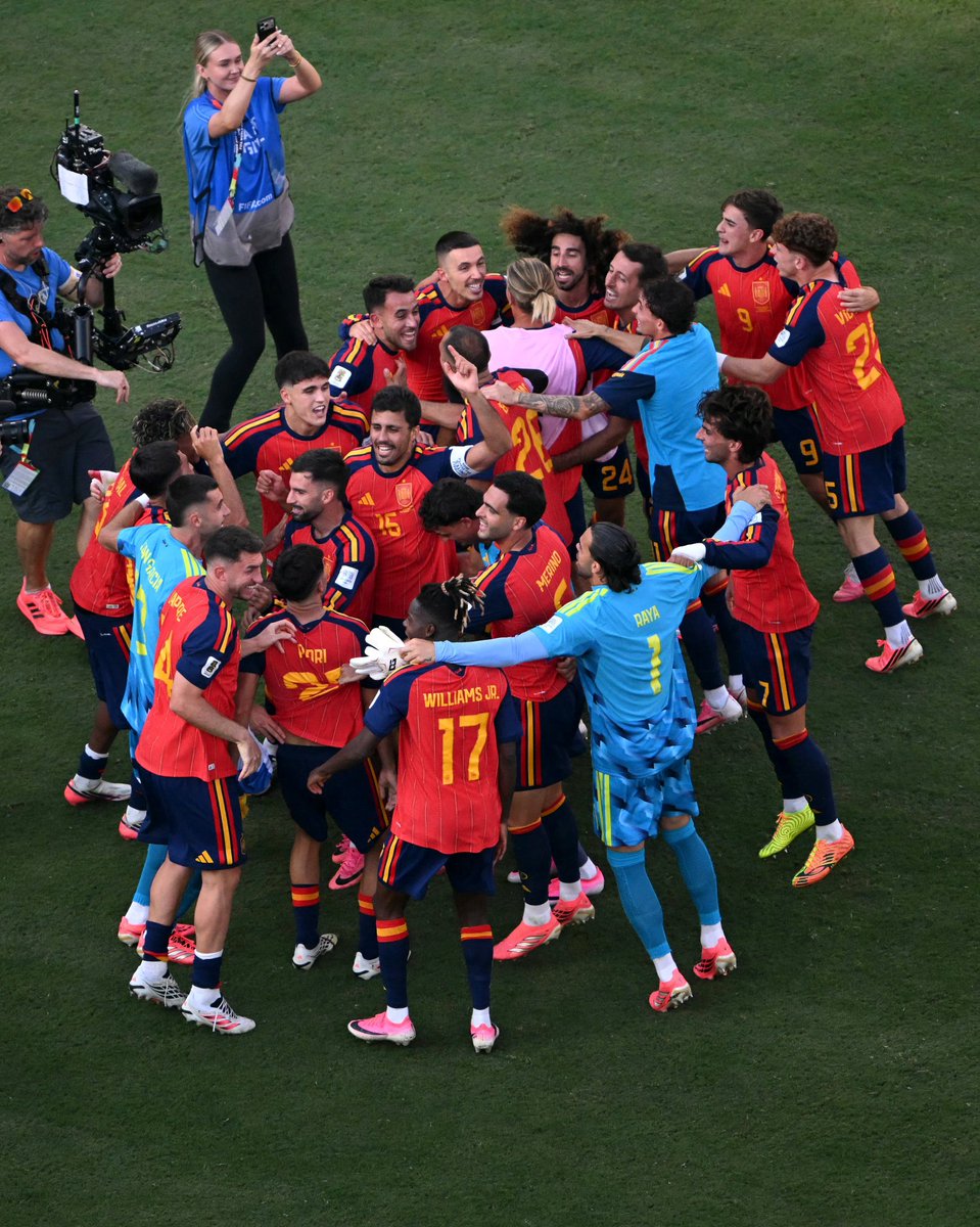 swilixa's tweet photo. Spain won the world cup ✨ https://t.co/Xvxgz5yMI6