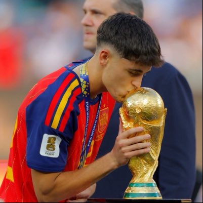re1emz's tweet photo. #NewProfilePic https://t.co/RjZXBSmU9h