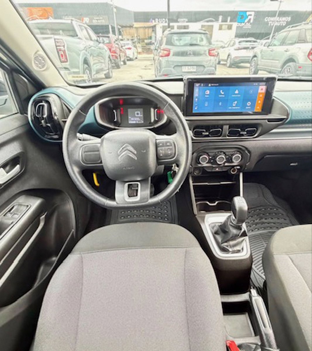 JvpAutos's tweet photo. ✅CITROEN C3 
✅Versión: 1.2 MT 
✅Año: 2025
✅Kilometraje: 38.400
✅Mecánico
✅Bencina 
✅Color: Plateado
✅Mandos al Volante 
✅Aire Acondicionado 

✅Valor: $8.990.000.- https://t.co/ddBB9Ub0lj