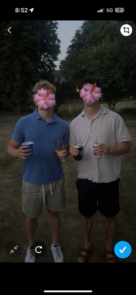 ConnorTGSimmons's tweet photo. “Yo bro take our pic” https://t.co/Y9Hff7Afzu
