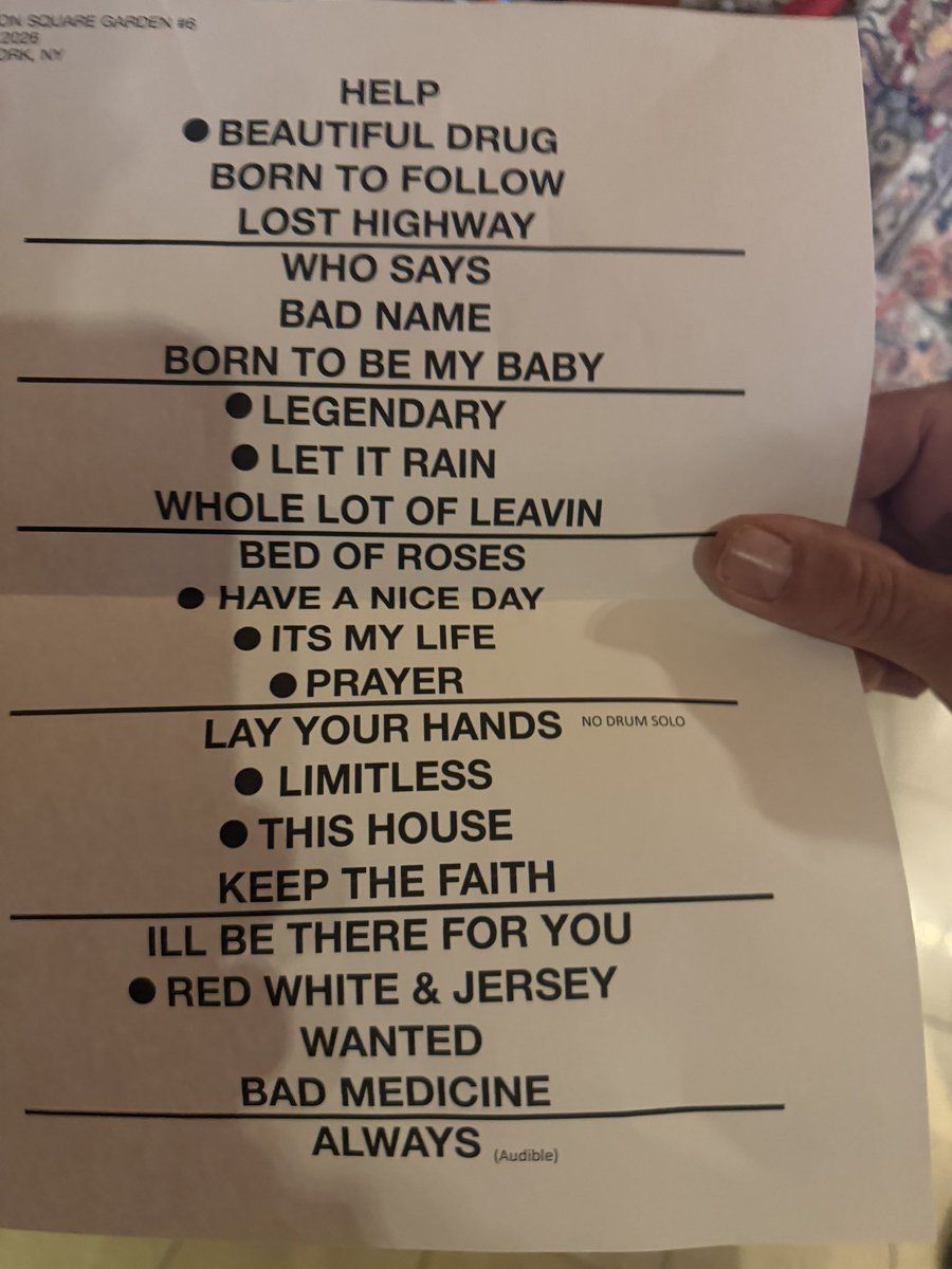 YankeeNation14's tweet photo. bon jovi setlist for tonight.. wanted, red white and jersey &amp; always were not played https://t.co/slZAMF2ryj