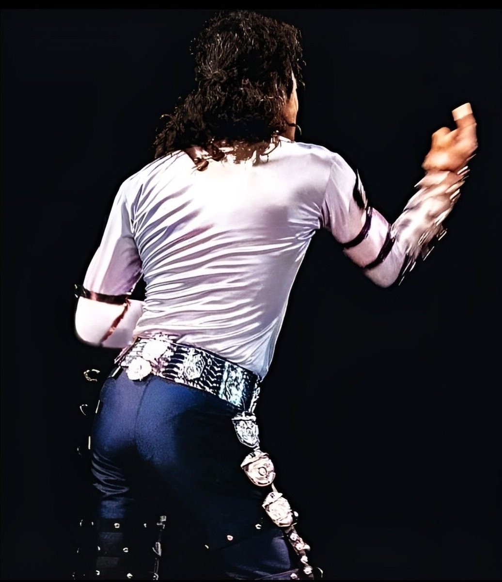 mjacksonlp's tweet photo. may i say something https://t.co/n7DUVkTKkR