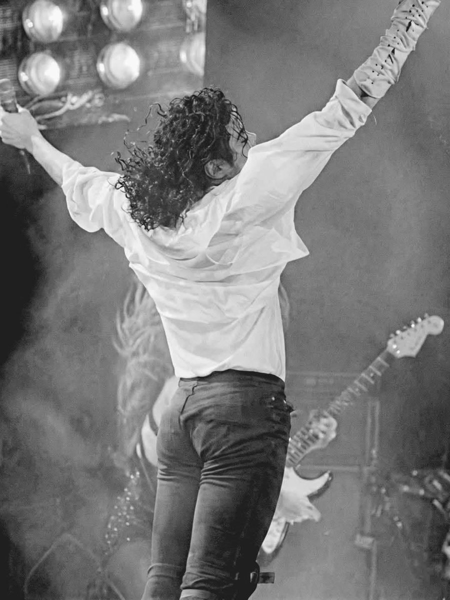 mjacksonlp's tweet photo. may i say something https://t.co/n7DUVkTKkR
