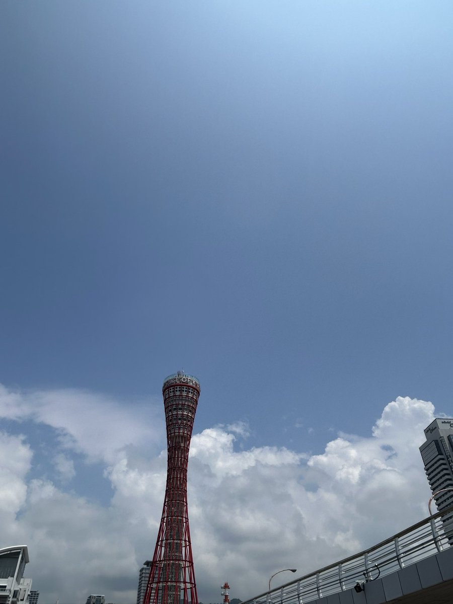 Naui_AD's tweet photo. おはようございます@ 大阪😀☀️☀️

#イマソラ
#いまそら
#起きたら802 https://t.co/Qp2vefzwJj