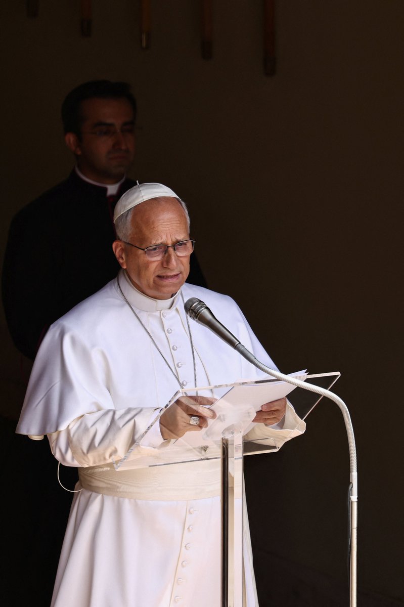 caramelrome's tweet photo. Tanned and happy Pope Leo https://t.co/CVVzOpzQHD