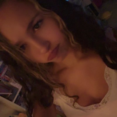 ditzy_ali's tweet photo. #NewProfilePic https://t.co/KvHK6Vb5SE