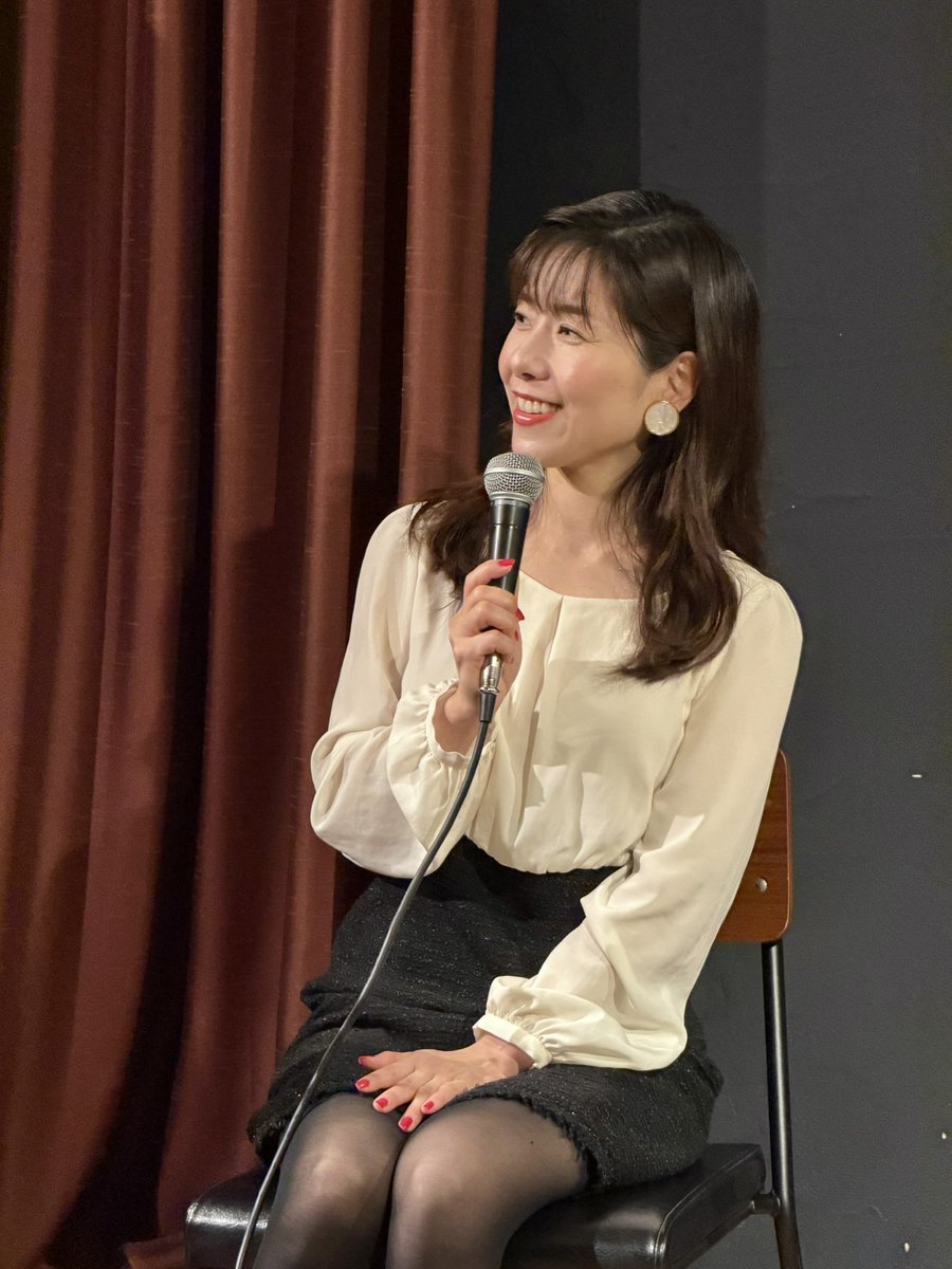 matsushita_megu's tweet photo. 昨日は『秋桜』上映会&amp;トークショーへ
お越しいただき
ありがとうございました🎤

暑い中、足をお運びくださり
嬉しかったです💕

私も久しぶりに皆さまと一緒に
作品を観ることができて
とても幸せなひとときでした✨

@BonCourage2020 藤井様にも
心より感謝申し上げます。

#四ツ谷ボンクラージュ https://t.co/4bst7RsgIG