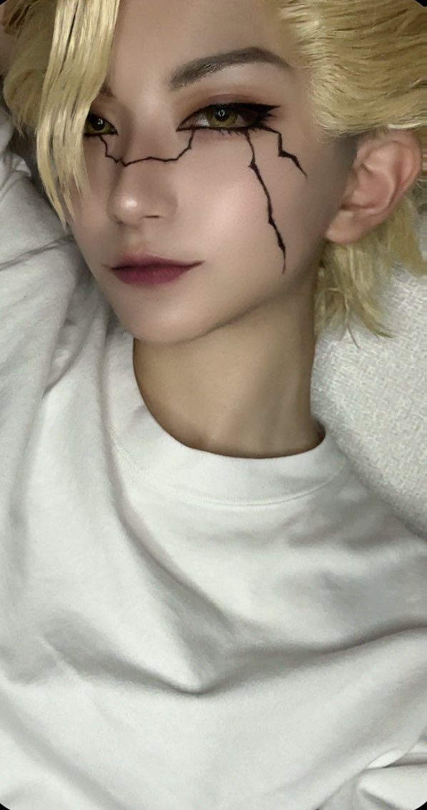 re_to_cos_'s tweet photo. cos

初出しの🚬！！！！！
めっっっっちゃむずかった🫠🫠 https://t.co/YOEJWBowV7